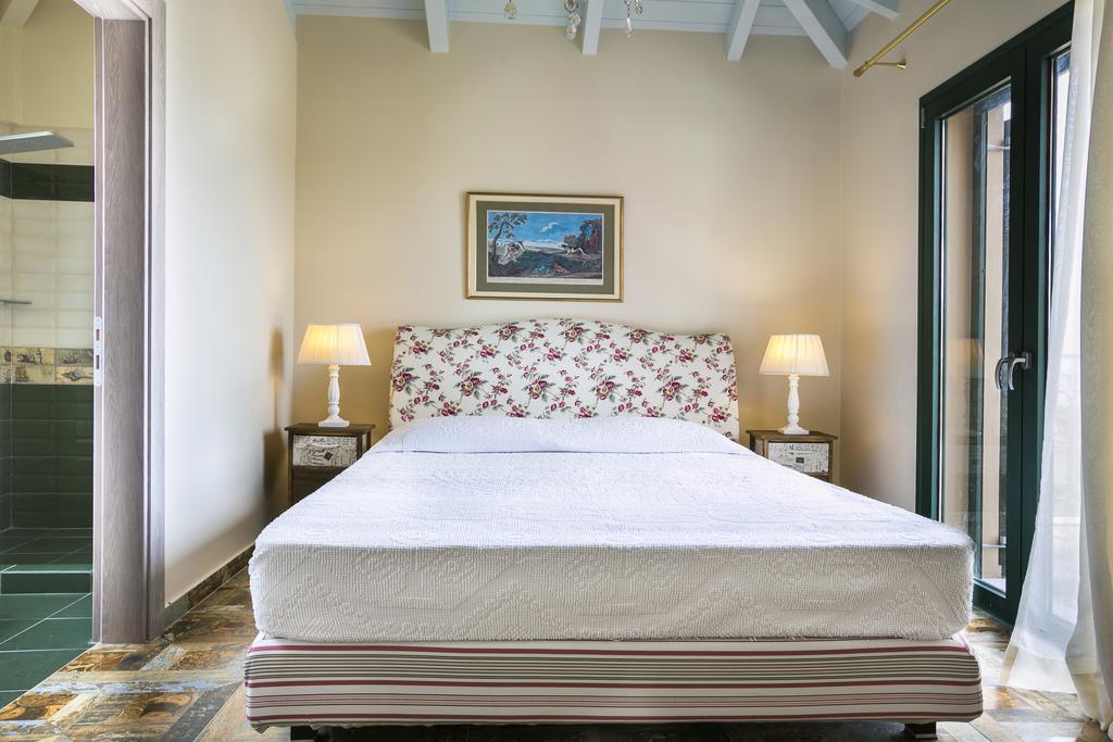 Pleiades Luxury Villa Свороната Экстерьер фото
