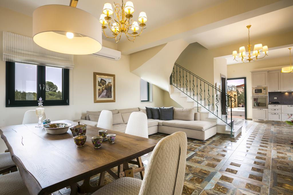 Pleiades Luxury Villa Свороната Экстерьер фото