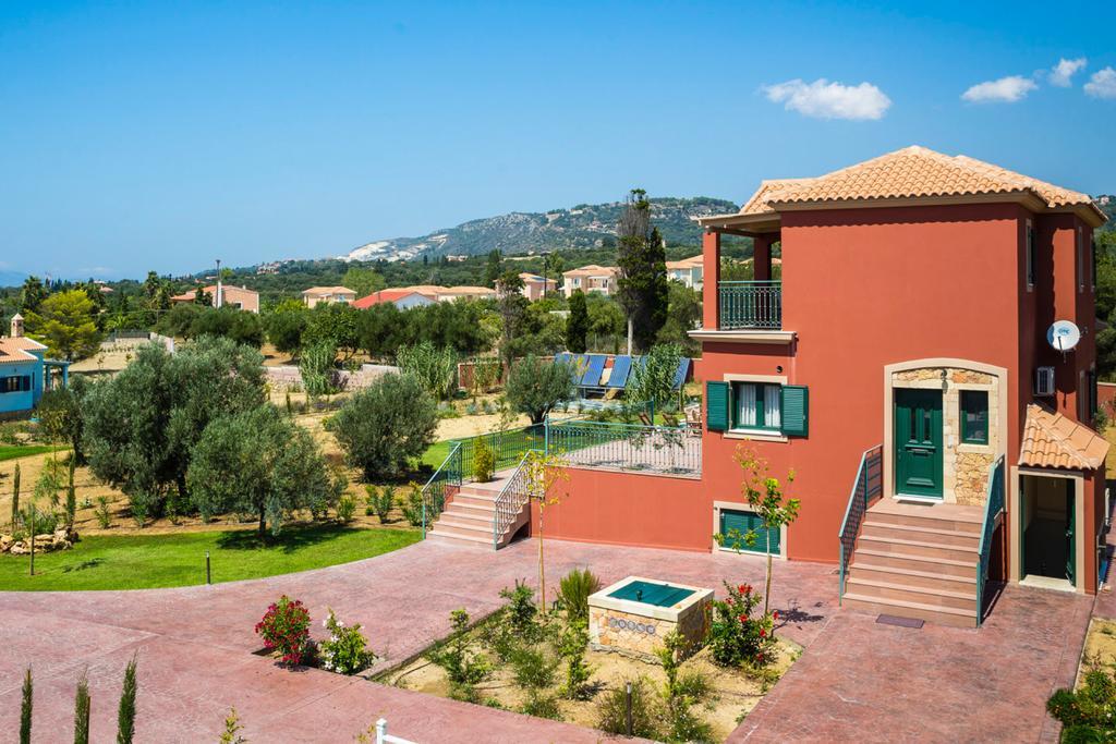 Pleiades Luxury Villa Свороната Экстерьер фото