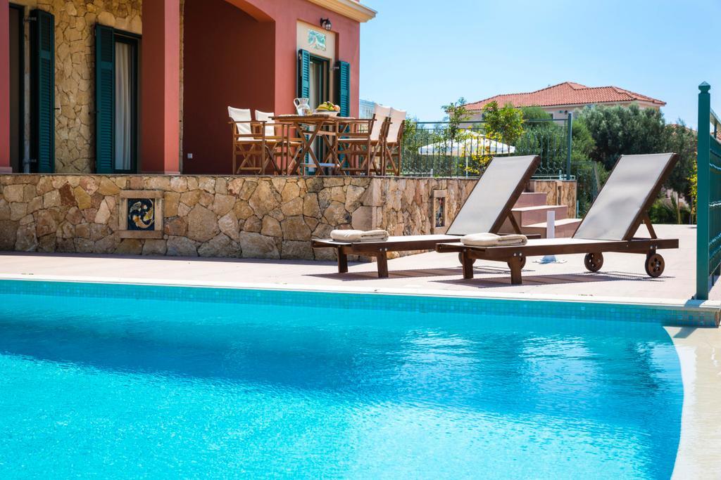 Pleiades Luxury Villa Свороната Экстерьер фото